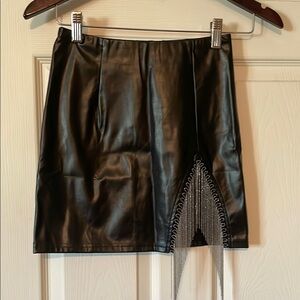 Tsher Black Faux Leather Skirt with Chain Detail sz XS